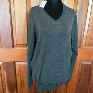 Joseph Abboud Jos A Fine Merino Wool V-Neck sweater Charcoal Gray Men large NWT